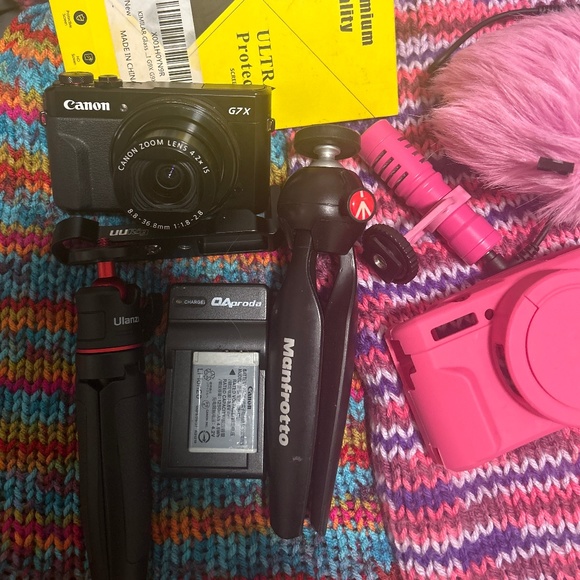 Canon g7x Mark 2 - Picture 2 of 9